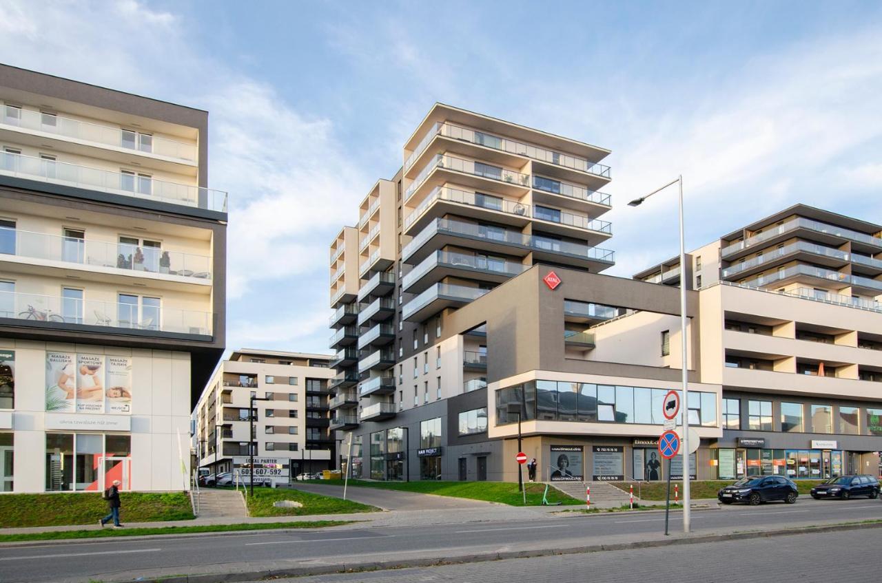 Sky Home- Rose Apartament -Manufaktura, Bezplatny Parking, Klima, Dostep Na Kod Λοτζ Εξωτερικό φωτογραφία